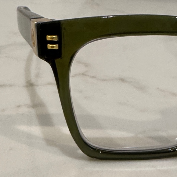 Black Square Glasses with Case - Picture 7 of 12